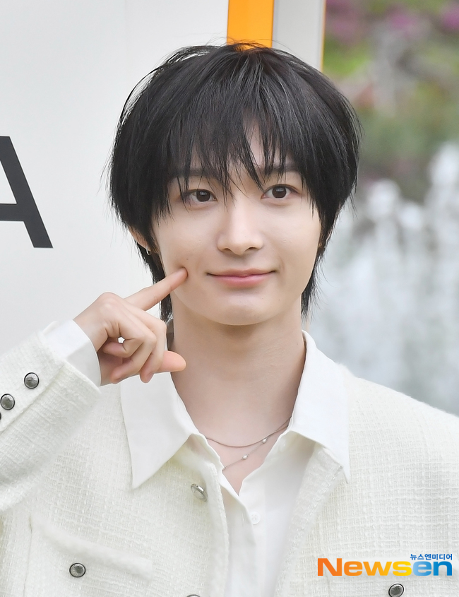 킥플립 동화 wearing PS155N